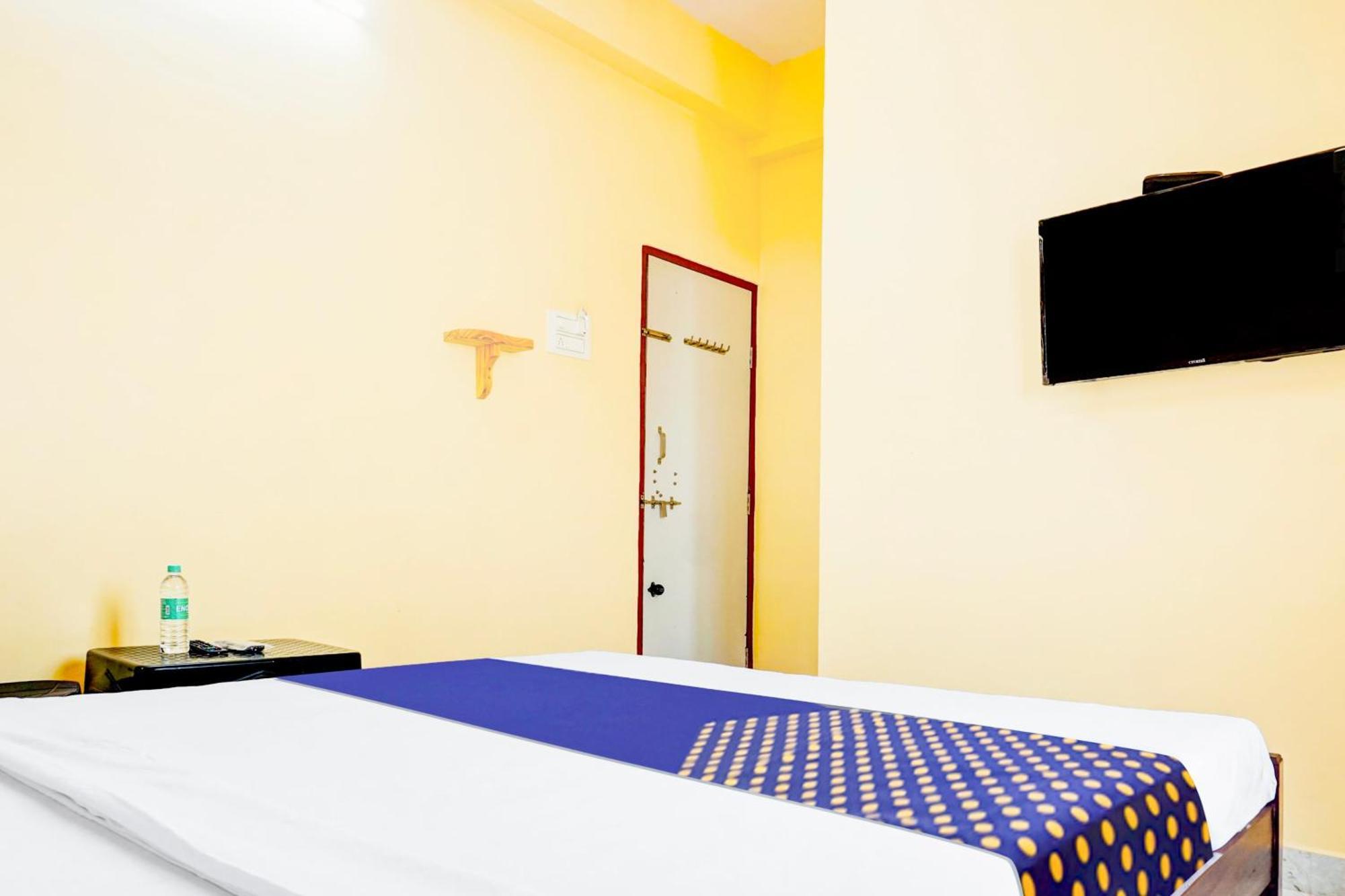 Spot On Hotel Shree Samarth Lodging Kolhapur Zewnętrze zdjęcie